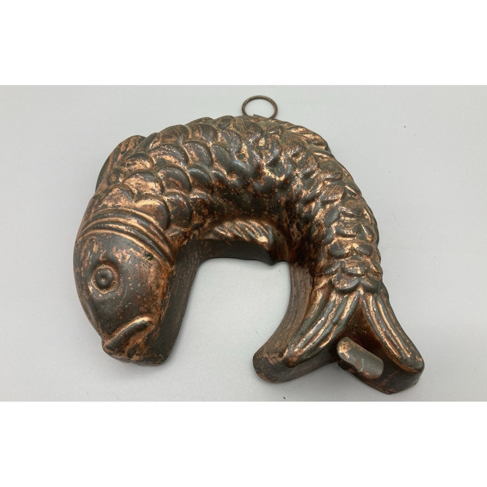 Vintage small copper leaping fish mold Germany ?  5" wide kitchen wall decor